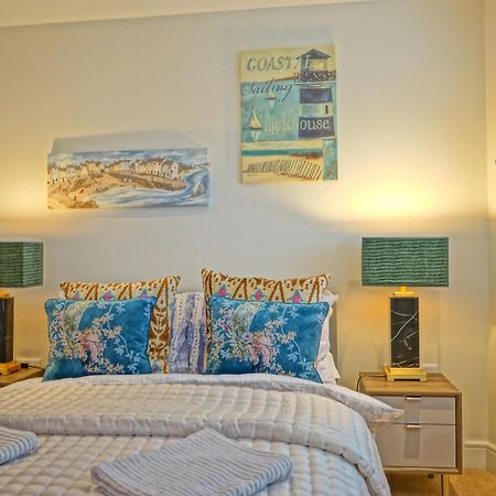 Beach On The Doorstep Meridian Tower Marina Swansea Apartment ภายนอก รูปภาพ