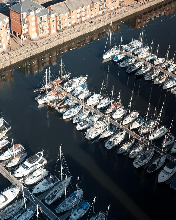 Beach On The Doorstep Meridian Tower Marina Swansea Apartment ภายนอก รูปภาพ
