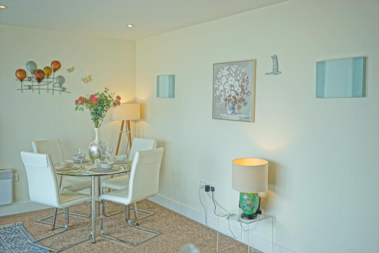 Beach On The Doorstep Meridian Tower Marina Swansea Apartment ภายนอก รูปภาพ