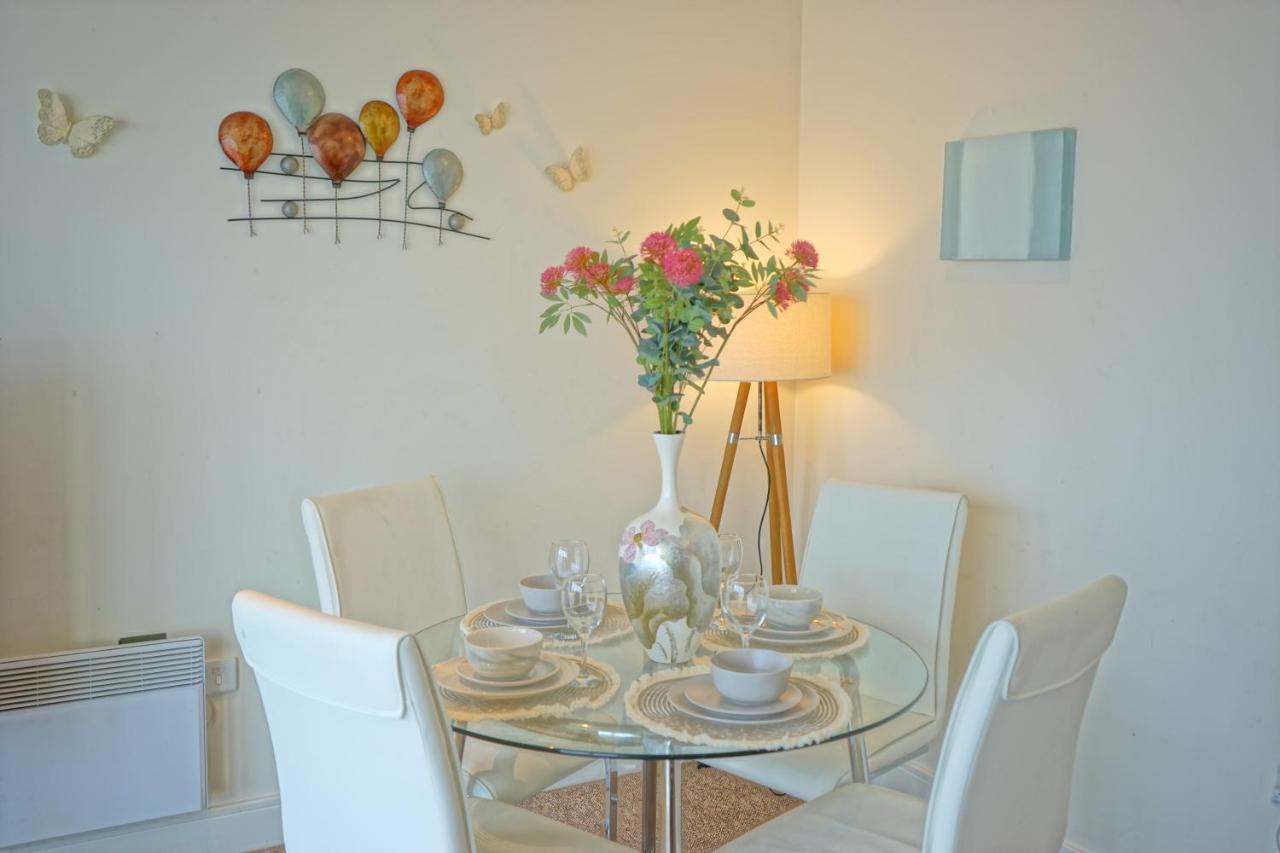 Beach On The Doorstep Meridian Tower Marina Swansea Apartment ภายนอก รูปภาพ